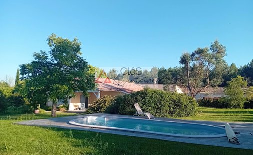 House in Centre Ville, Langon, France 1