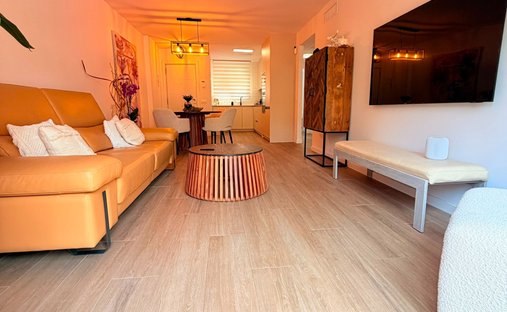 Penthouse in Elviria-Cabopino, Marbella, Spain 1