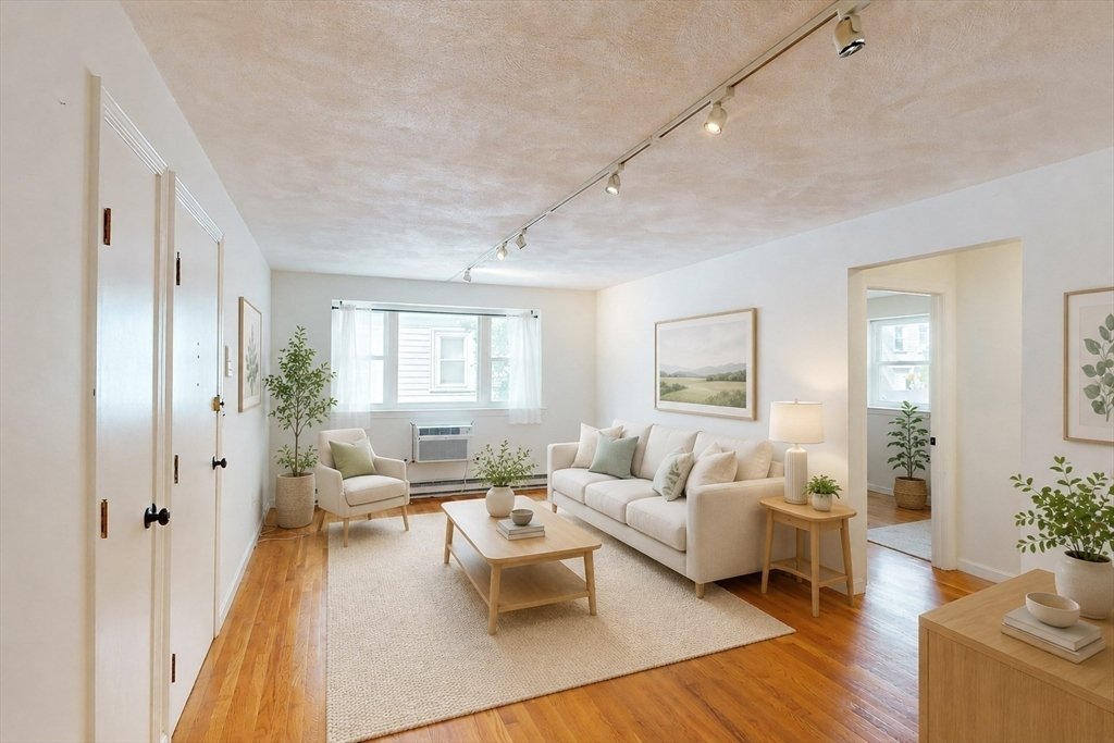 Condo in Cambridge, Massachusetts, United States 1 - 18205549