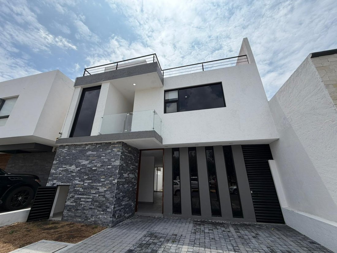 Condo in Juriquilla, Querétaro, Mexico 1 - 18203960