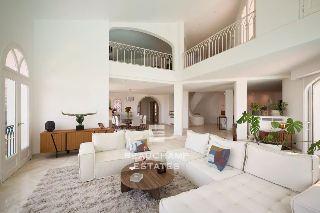 Villa in Théoule-sur-Mer, Provence-Alpes-Côte d'Azur, Frankreich 4 - 18027606