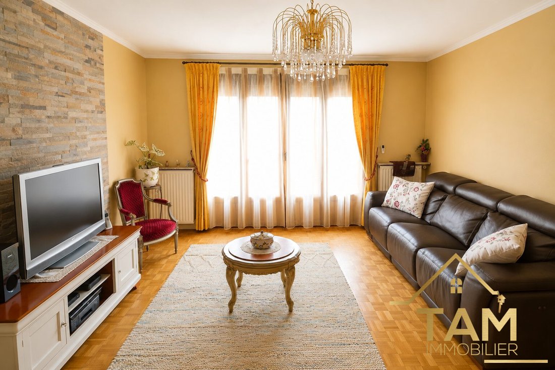 House in Langevin, Saint-Cyr-l'Ecole, France 5 - 18206850