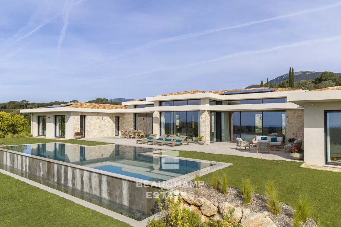 Villa in Sud, Roquefort-les-Pins, France 2 - 15595378