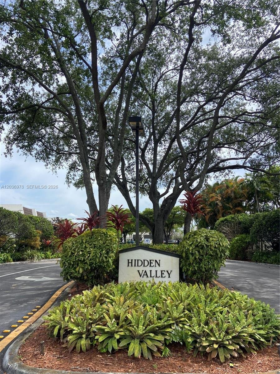 House in Miami, Florida, United States 1 - 18200863