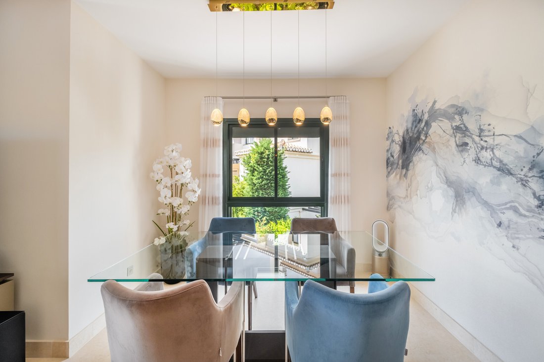 Apartment in Benahavis, Andalusia, Spain 5 - 18203139