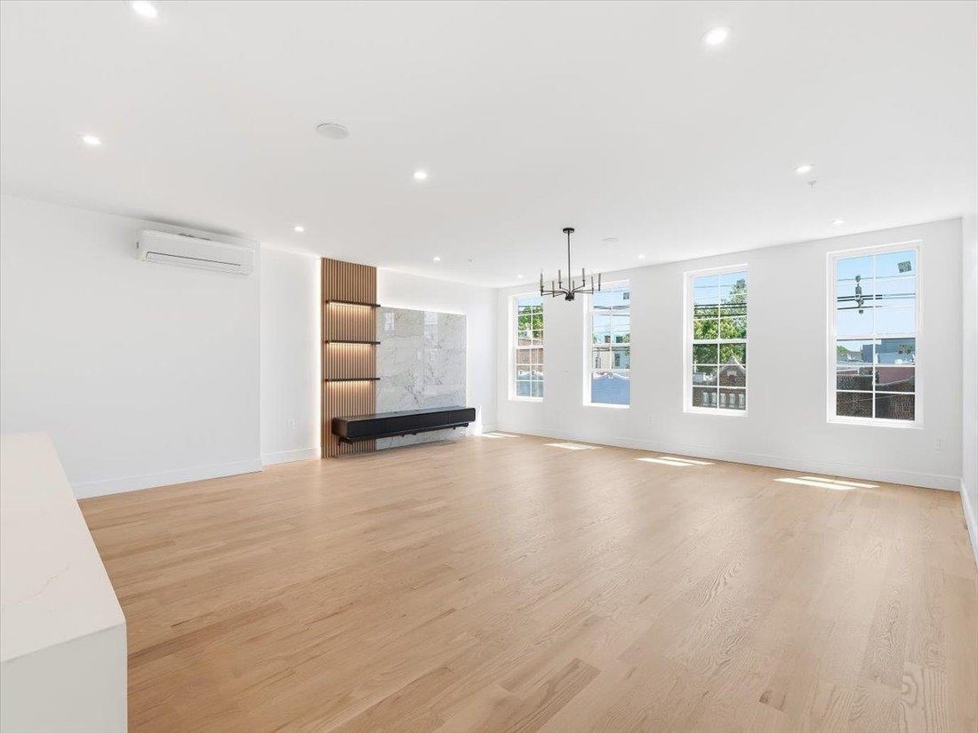 Condo in Jersey City, New Jersey, United States 5 - 18202298