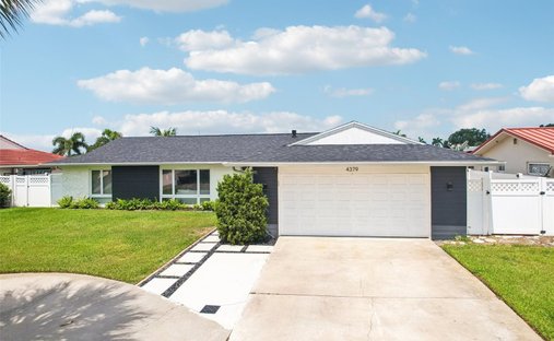 House in St. Petersburg, Florida, United States 1
