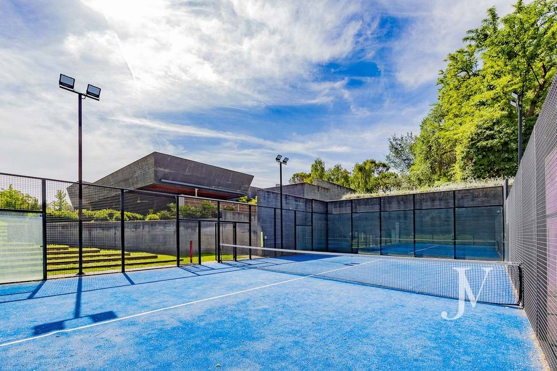 Villa in Somosaguas, Pozuelo de Alarcon, Comunidad de Madrid 4 - 18199896