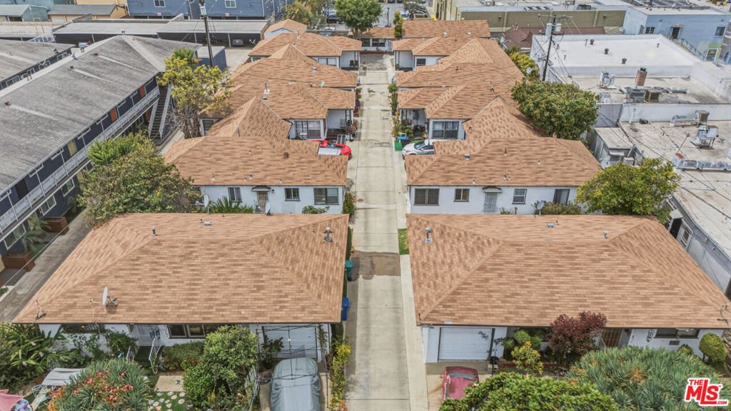 Inglewood, California, United States 4 - 18203394