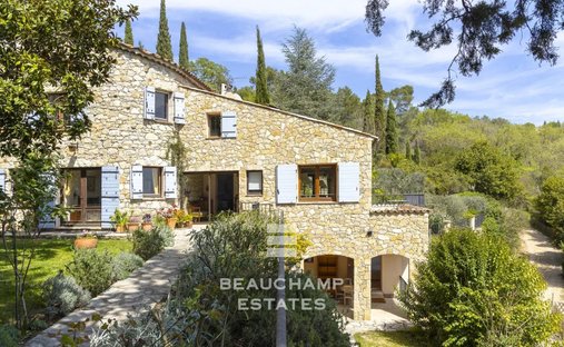 Villa in Tourrettes, Provence-Alpes-Côte d'Azur, France 1