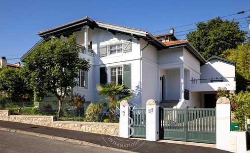 House in Parc d'Hiver-Marion-Mouriscot, Biarritz, France 1