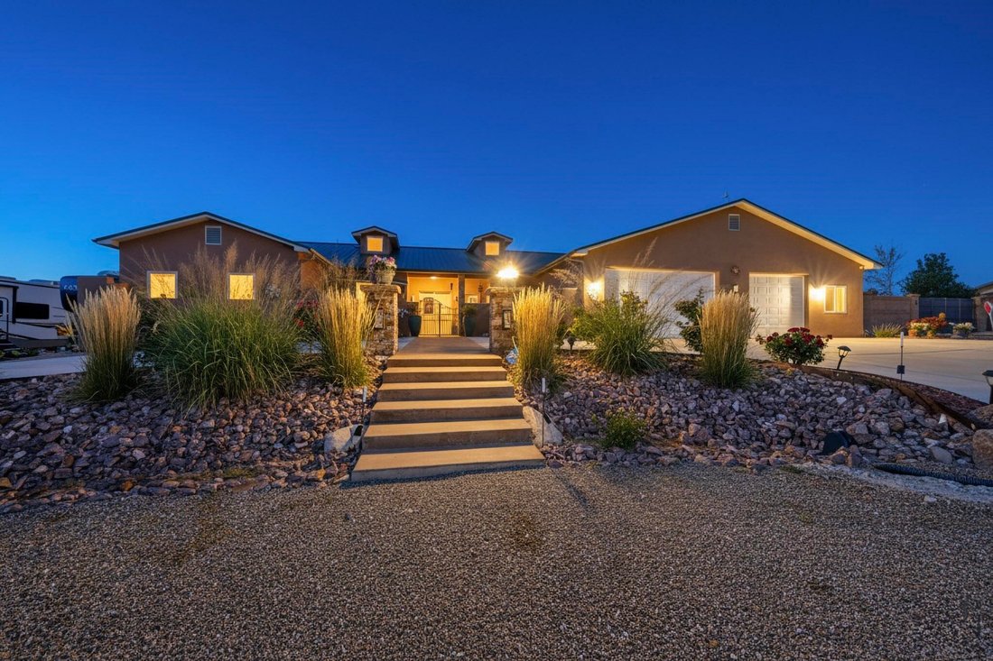 House in Santa Fe, New Mexico, United States 1 - 17765428