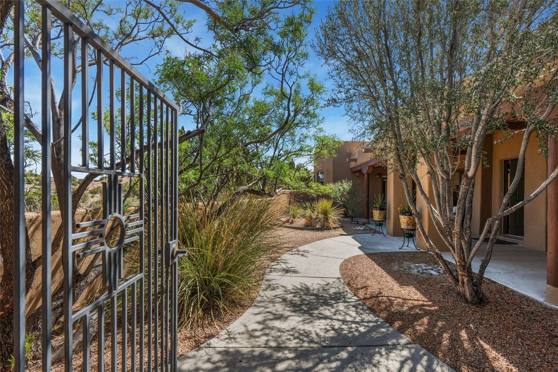 House in Placitas, New Mexico, United States 2 - 18200754