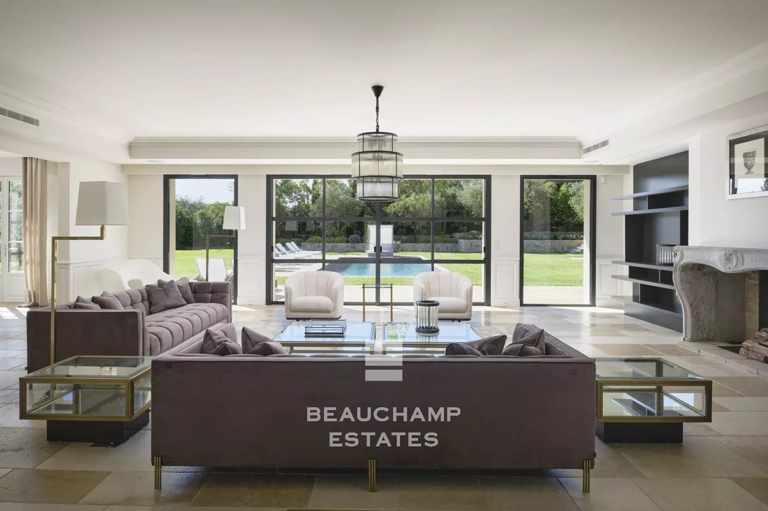 Villa in Mougins, Provence-Alpes-Côte d'Azur, France 4 - 16656692