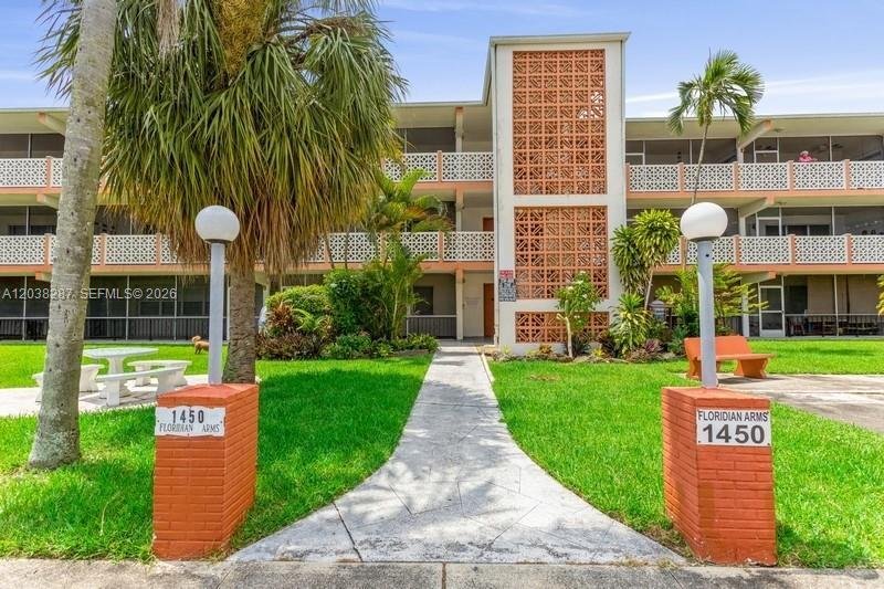 Condo in Miami, Florida, United States 1 - 18200959