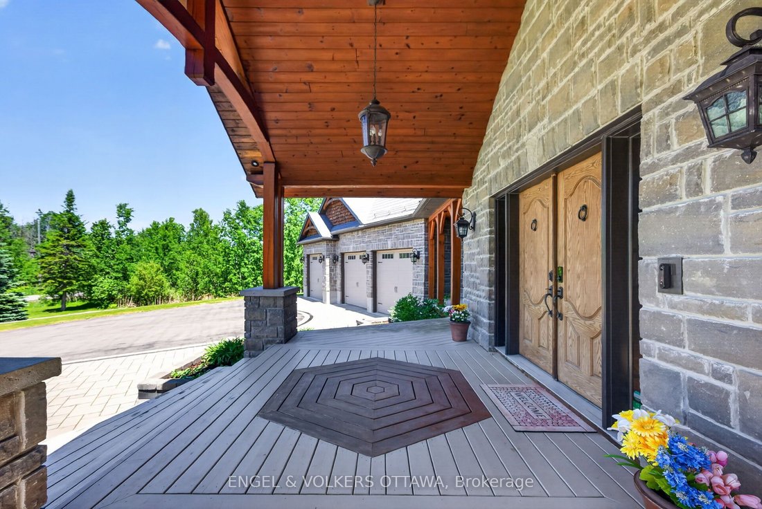 House in Ottawa, Ontario, Canada 4 - 18205670