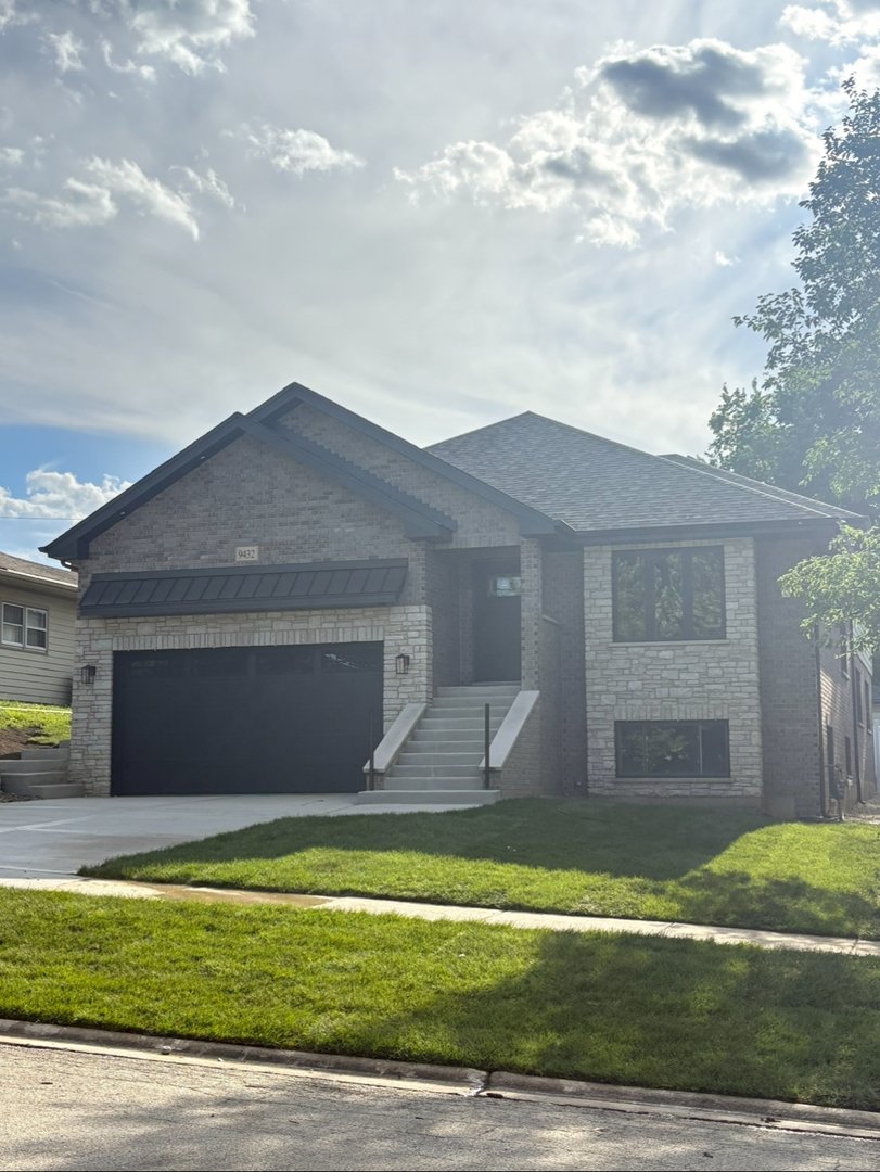 House in Hickory Hills, Illinois, United States 1 - 18204992