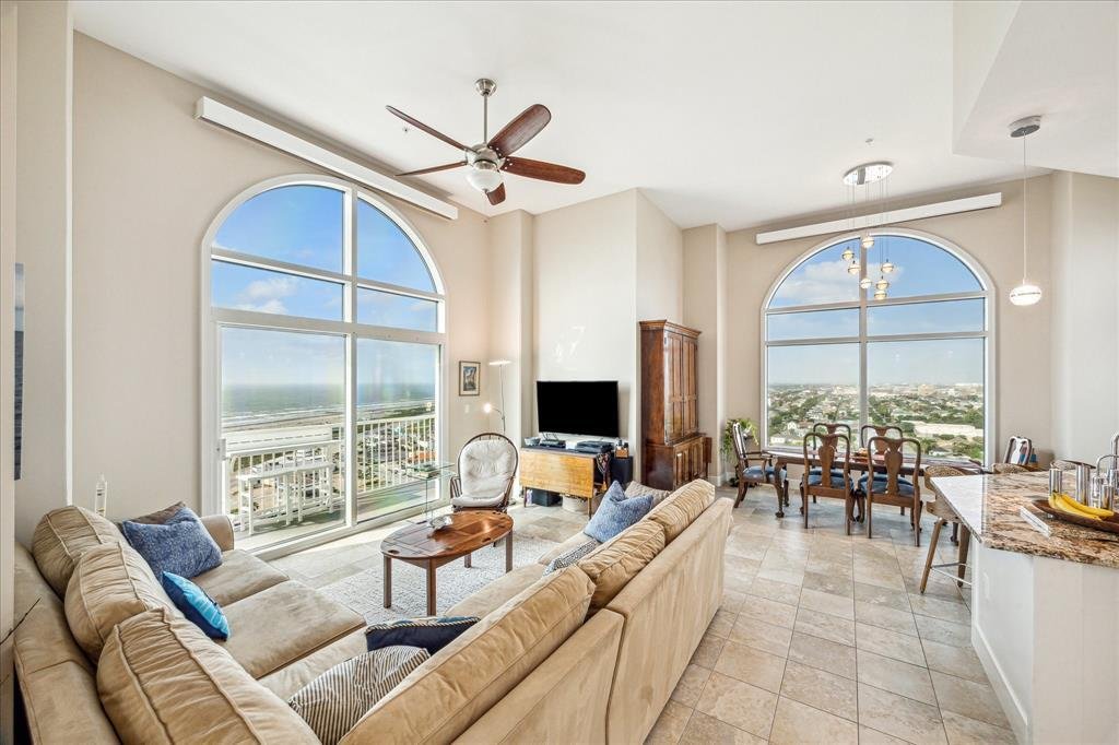 Condo in Galveston, Texas, United States 1 - 18205227