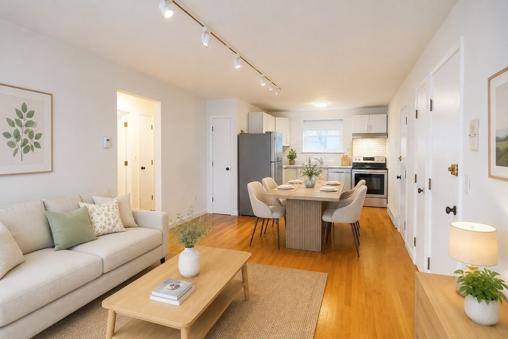 Condo in Cambridge, Massachusetts, United States 4 - 18205549
