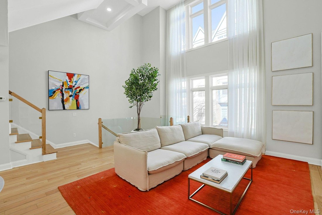 Condo in Village of Pelham, New York, United States 4 - 18203619