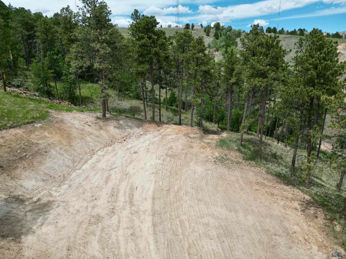 Land in Colonial Pine Hills, South Dakota, United States 5 - 18205534