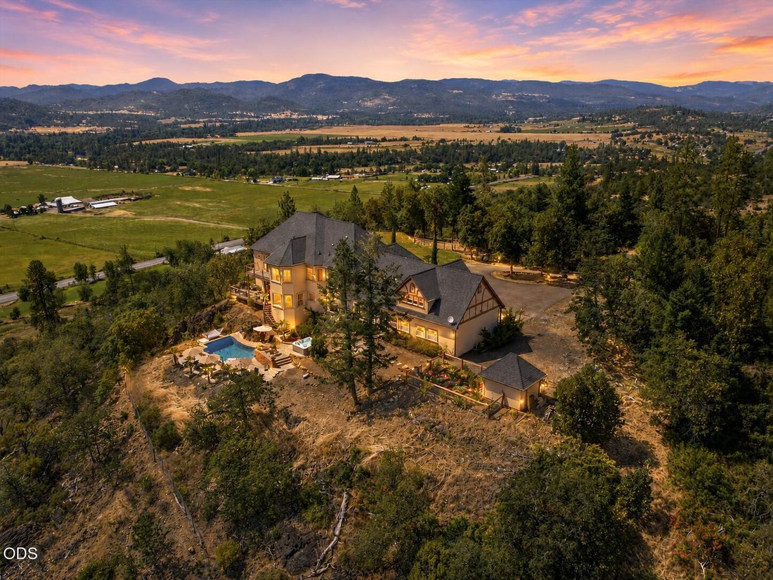 House in Eagle Point, Oregon, United States 3 - 18204752