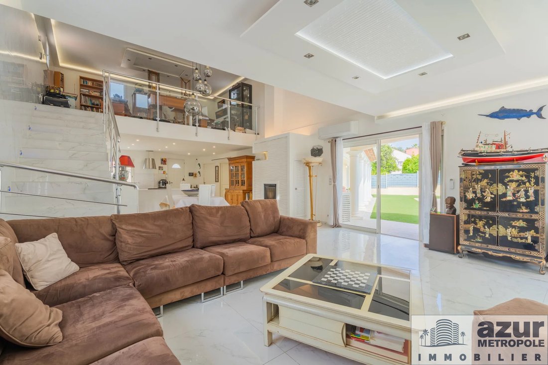 Villa in Nice, Provence-Alpes-Côte d'Azur, France 4 - 18204328