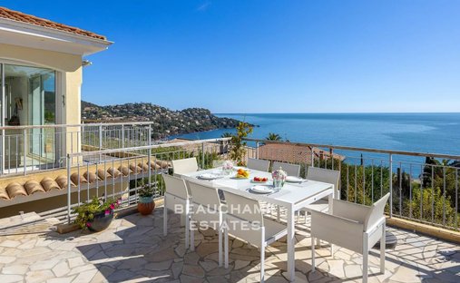 Villa à Le Dramont-Agay-Anthéor-Le Trayas, Saint-Raphaël, France 1