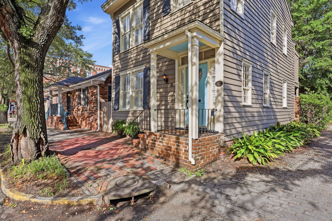 House in Savannah, Georgia, United States 2 - 18200774