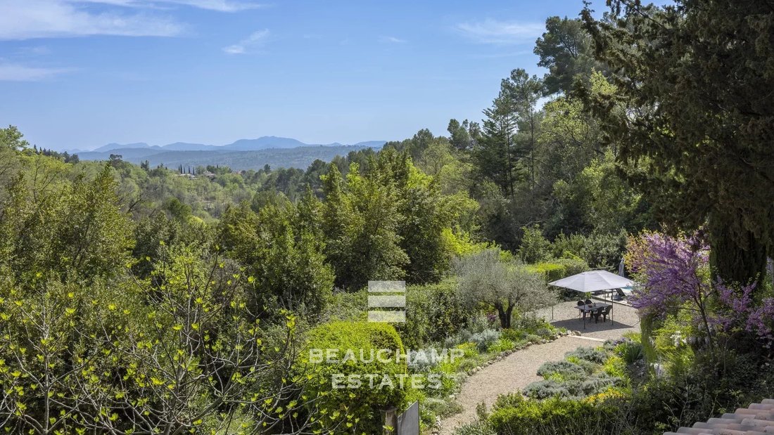 Villa in Tourrettes, Provence-Alpes-Côte d'Azur, France 4 - 17704893