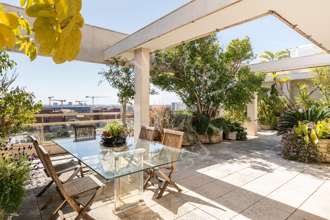 Penthouse in Les Corts, Barcelona, Spain 1 - 18201386