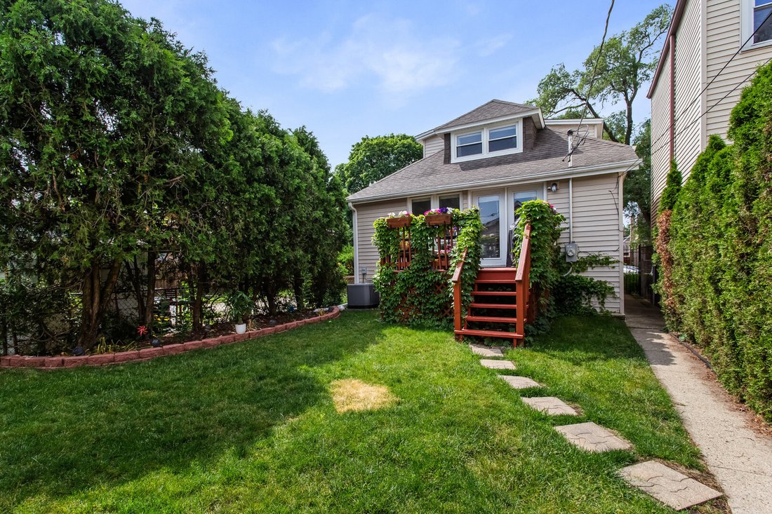 House in Chicago, Illinois, United States 2 - 18199910