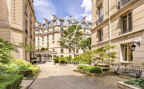 Apartamento en Triangle d'Or, Paris 8e Arrondissement, París 1