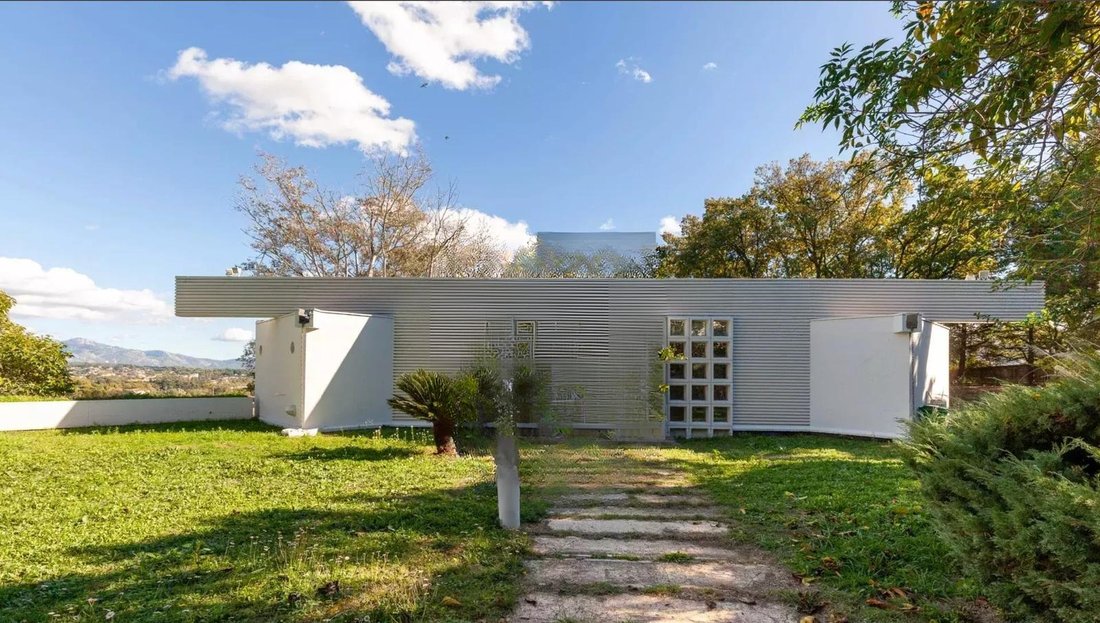 House in Les Trois Lucs, Marseille, Provence-Alpes-Côte d'Azur 4 - 18199294