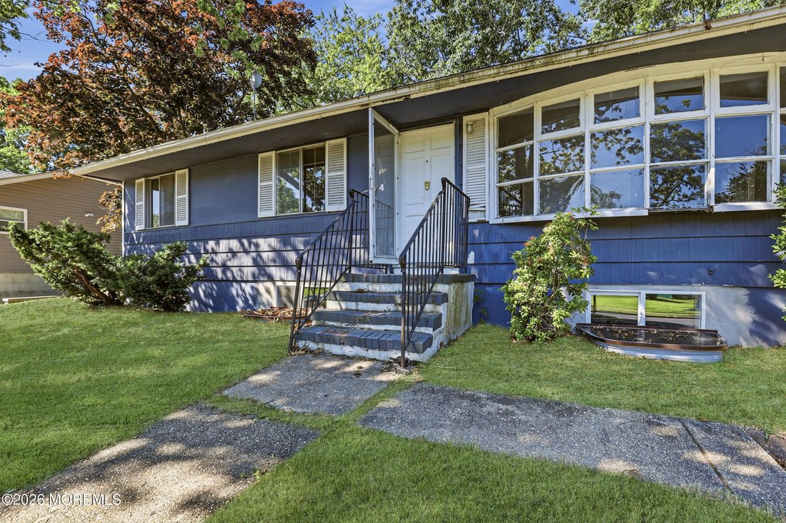 House in Lakewood Township, New Jersey, United States 4 - 18204873