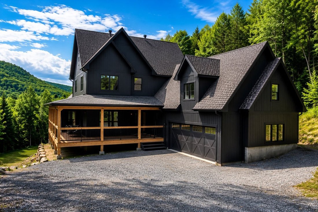 House in Saint-Faustin-Lac-Carré, Quebec, Canada 1 - 18205389
