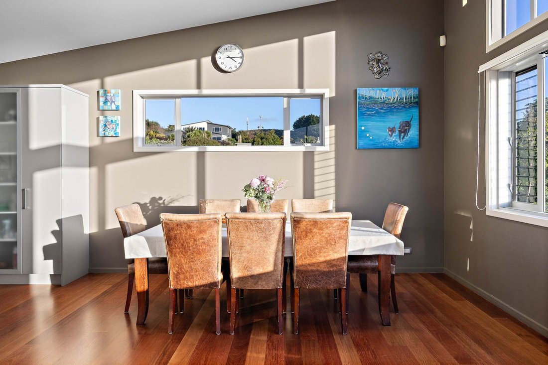 House in Waimauku, Auckland, New Zealand 5 - 18206834