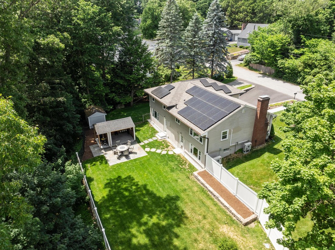 House in Maynard, Massachusetts, United States 2 - 18202109