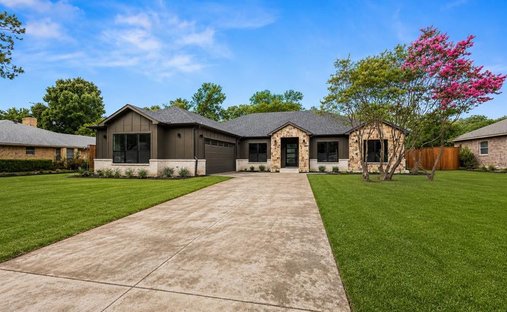 House in Sachse, Texas, United States 1