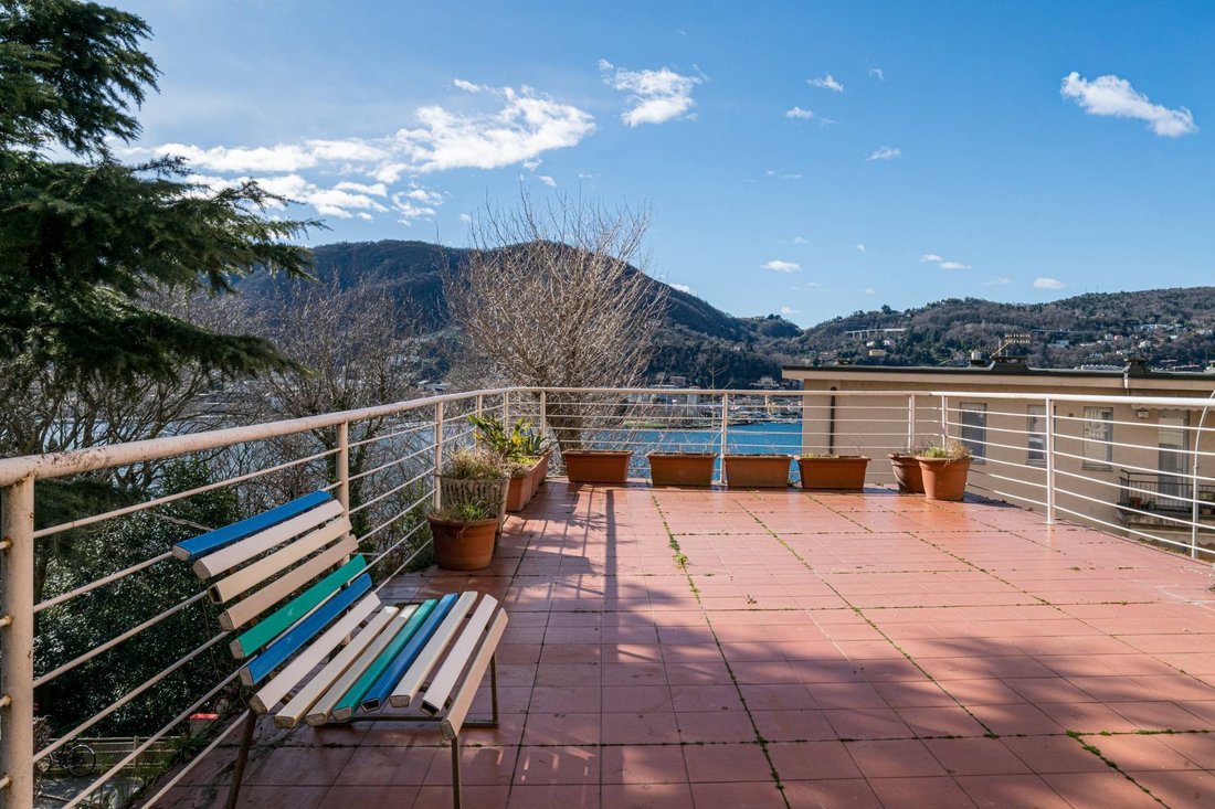 Apartment in Eastern Lake Center, Como, Lombardy 3 - 18206565