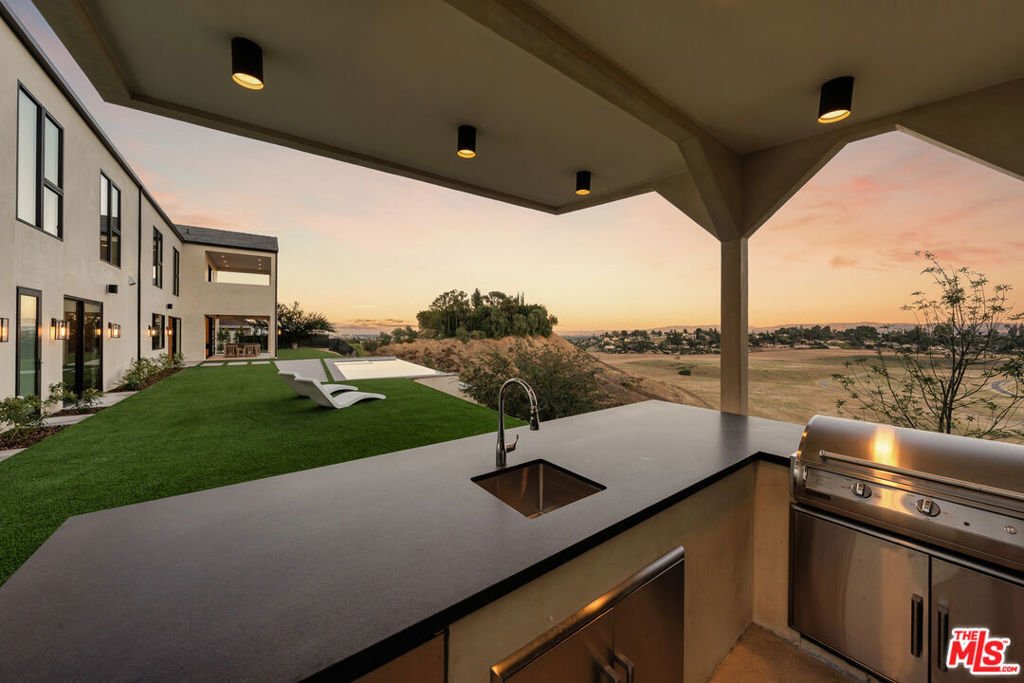 House in Los Angeles, California, United States 3 - 18203428