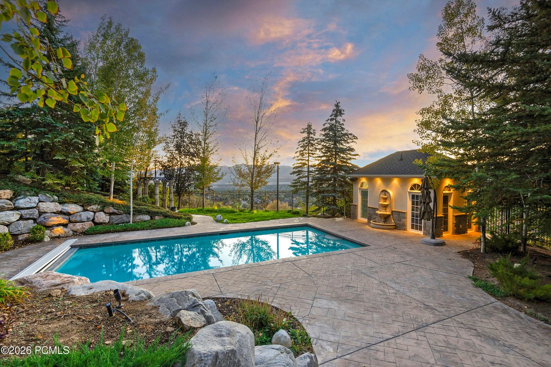 House in Sandy, Utah, United States 5 - 18203450