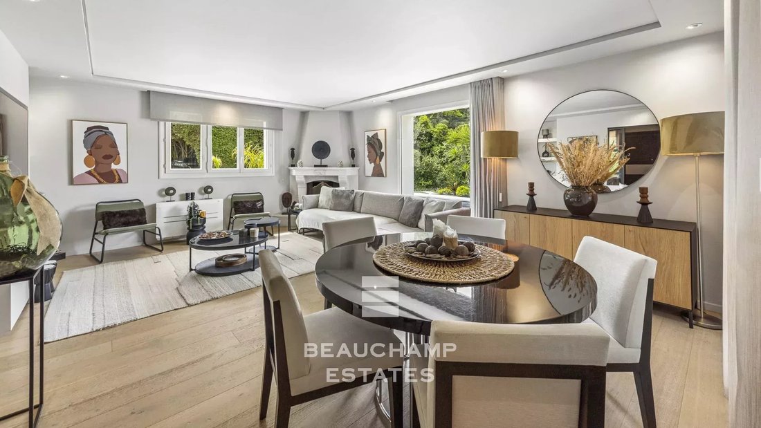 Villa in Mougins, Provence-Alpes-Côte d'Azur, France 3 - 17949090