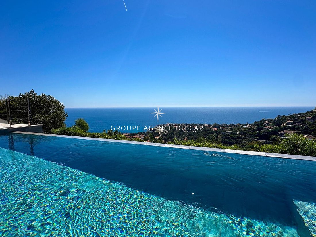 Villa in Les Issambres, Roquebrune-sur-Argens, France 1 - 18206008