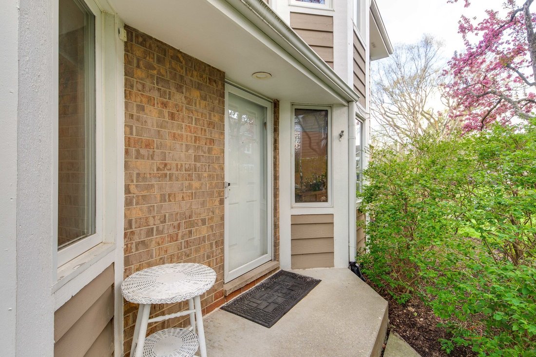 Townhouse in Buffalo Grove, Illinois, United States 5 - 18199999