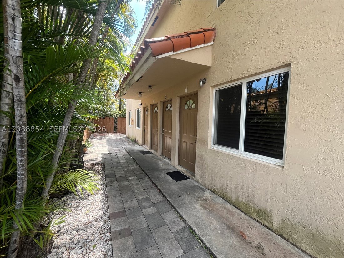 Miami, Florida, United States 2 - 18204397