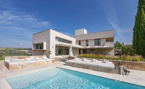 Villa in Moncloa-Aravaca, Madrid, Spain 1