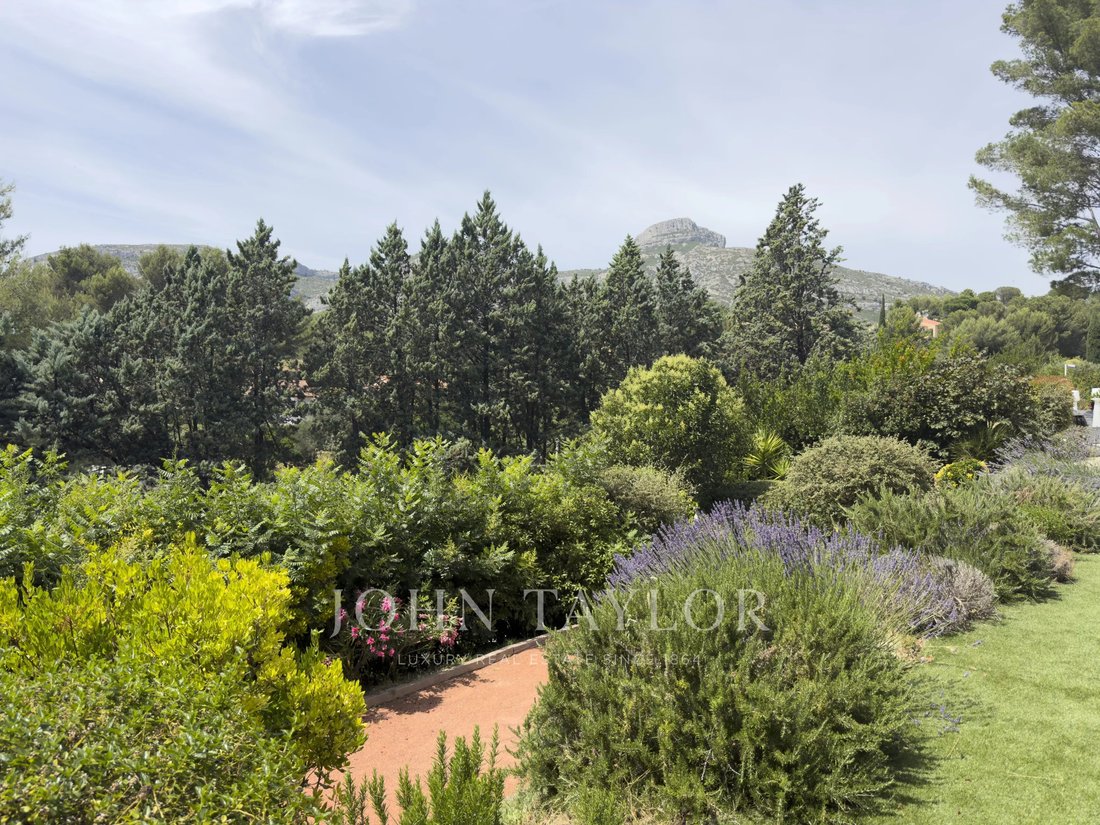 Estate in Beaudinard-Eoures, Aubagne, France 3 - 18203148