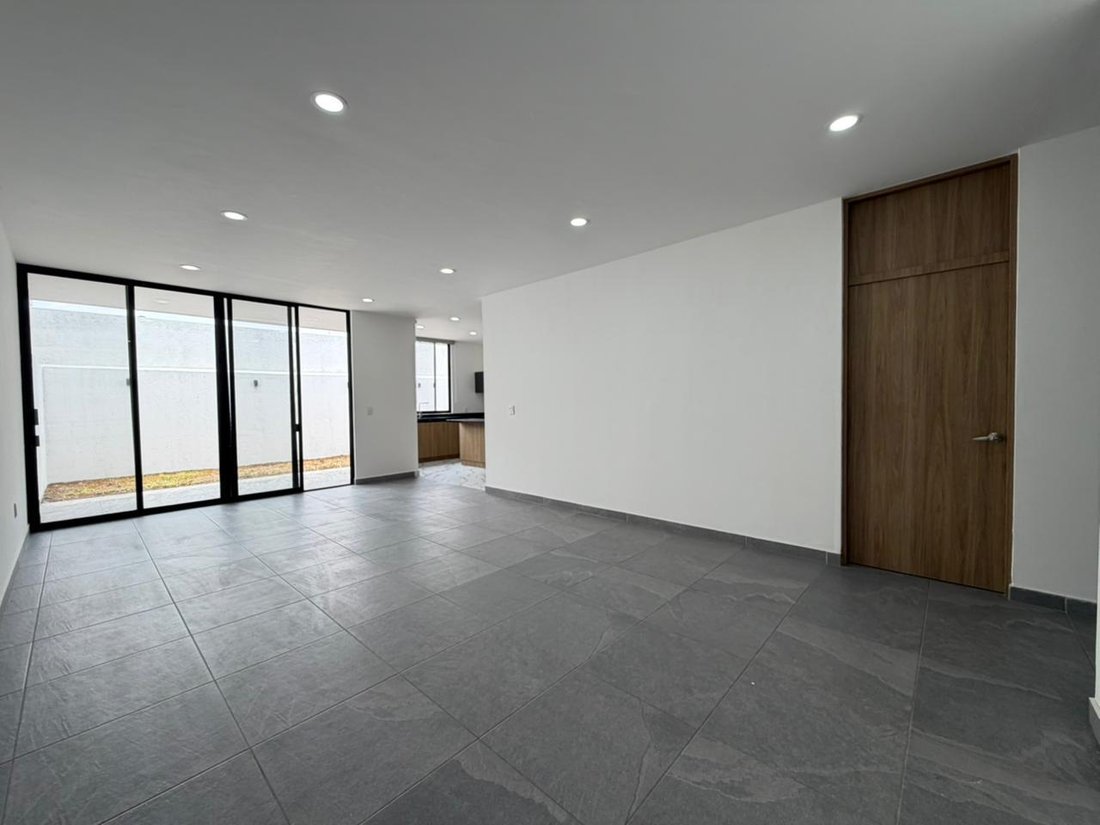 Condo in Juriquilla, Querétaro, Mexico 4 - 18203960
