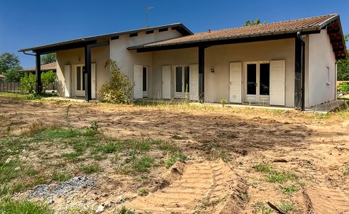 Villa in Saint-Paul-lès-Dax, Nouvelle-Aquitaine, France 1